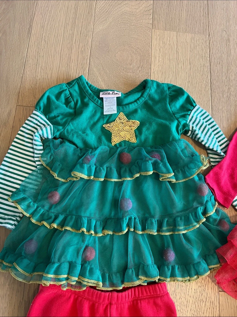 Size 2t Christmas set girls